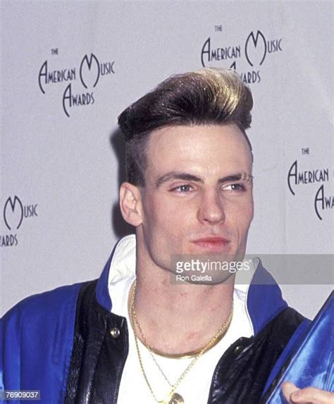 Vanilla Ice 1991 Photos And Premium High Res Pictures Getty Images