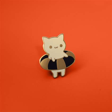 Kawaii Koneko Kitty Enamel Pin Cute Enamel Lapel Pin Kitten