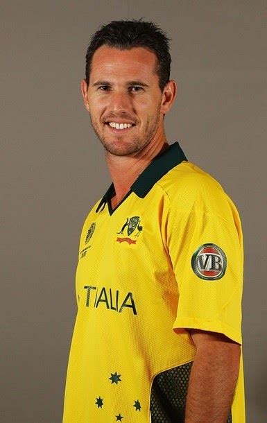 Shaun Tait Profile Biography And Images The Sport And Football Report