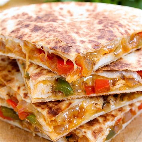 Be the first to rate & review! Easy Chicken Fajita Quesadilla - Yummy Healthy Easy