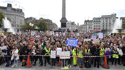 Police Urge London Lockdown Demonstrators To Follow Coronavirus Rules