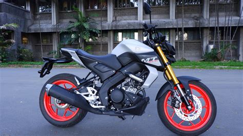 Yamaha Mt 15 V2 दिवाली पर सस्ते में घर ले जाएं ये स्पोर्ट बाइक Emi