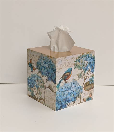 Tissue box covers └ bathroom accessories └ bath └ home & garden all categories antiques art automotive baby books business & industrial cameras & photo cell phones & accessories clothing, shoes & accessories coins & paper money collectibles computers/tablets & networking consumer. Decoupage tissue box cover with a bird butterfly and ...