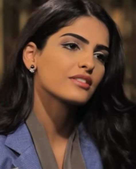 Pin By Pete Hartt On Ameerah Beauty Face Arabian Beauty Women Arab