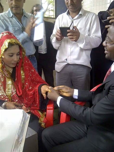 Dont be too excited meeting a nigerian man that you have to forget some things you should look into. A Nigerian Man Got Married To His Indian Girlfriend ( Pix ...