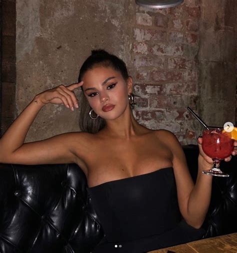 Selena Gomez Stuns Fans With Boob Baring Instagram Snap As She Almost
