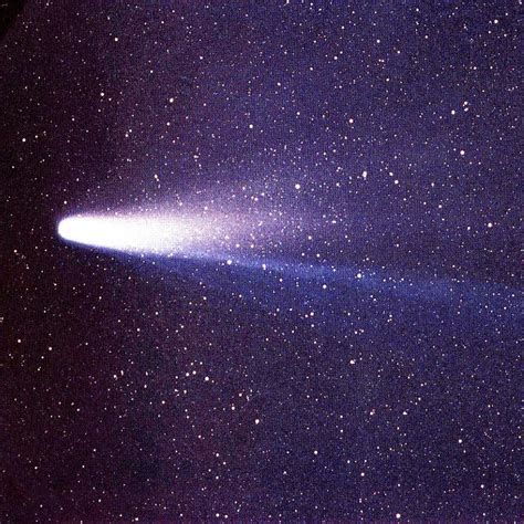 Comet Halley Or Halleys Comet 1phalley Aligned Flat Against The Sky