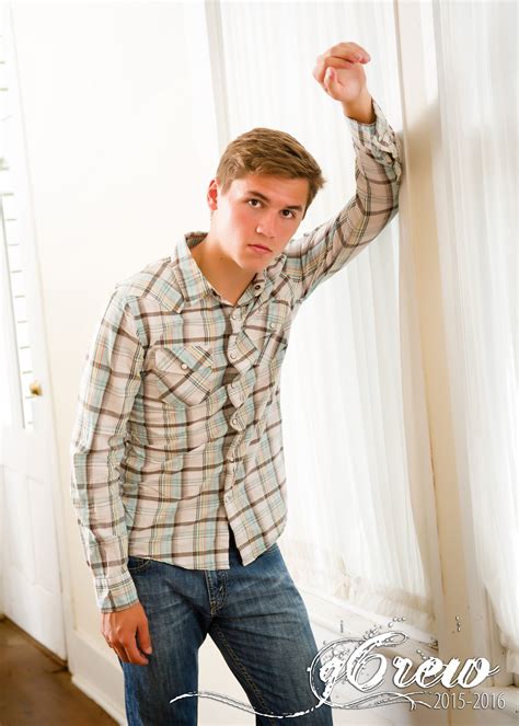 Senior Portrait Photography By Greg Patterson Senior Guys Poses Indoor