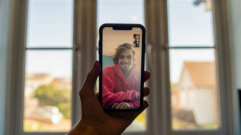 how to enable eye contact for facetime on iphone and ipad