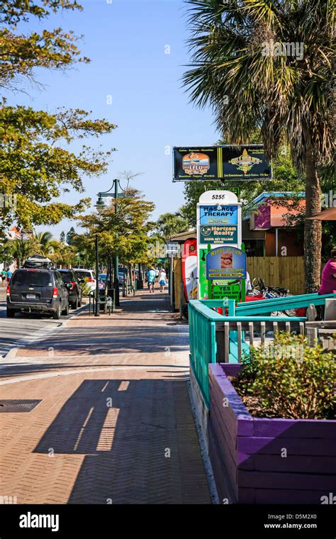 Siesta Key Village Hi Res Stock Photography And Images Alamy