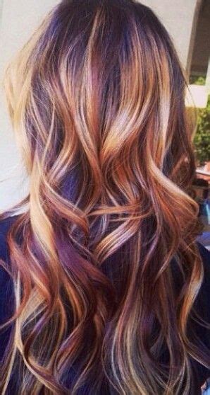 The color starts with black shade after that ends with different colors of brown and blonde added. Multi highlighted hair | Hair styles, Hair inspiration ...