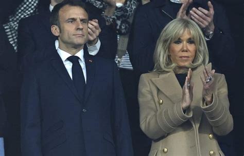 Why Does Brigitte Macron Wear Two Wedding Rings It Is Not That Of Her