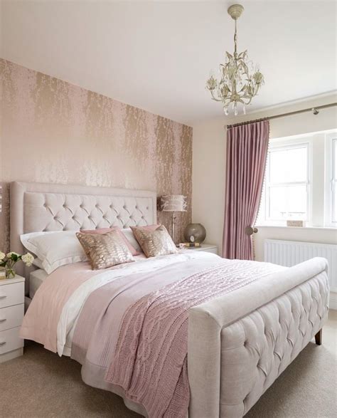 30 Grey And Pink Bedroom Ideas