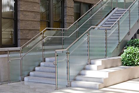 Architects, contractors, and fabricators have trusted lavi industries to provide them with premium architectural railing components for over 35 years. Stainless Steel Railings Vs Wooden Railings | DeMilked