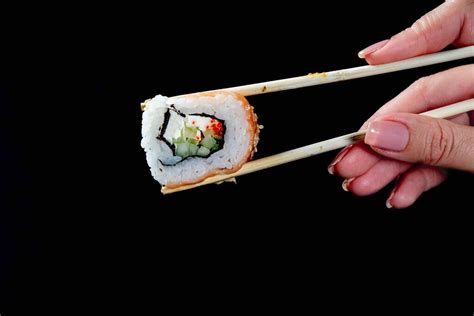 12 Traditional Japanese Sushi Rolls You Need To Taste