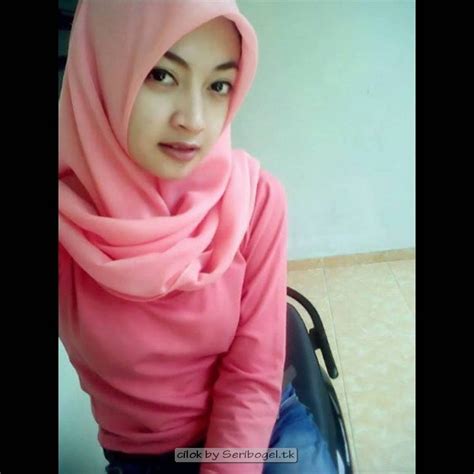 jilboobs gadis melayu 769 jilboobs awek bertudung baju ketat tetek terjojol