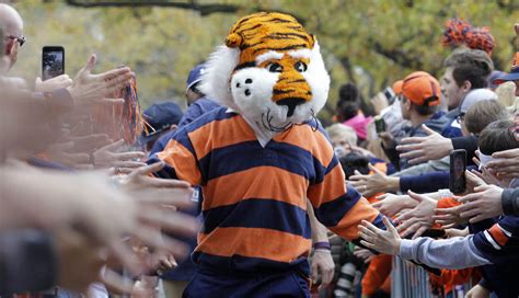 National Mascot Day Ranking The Sec Mascots From Worst To Best