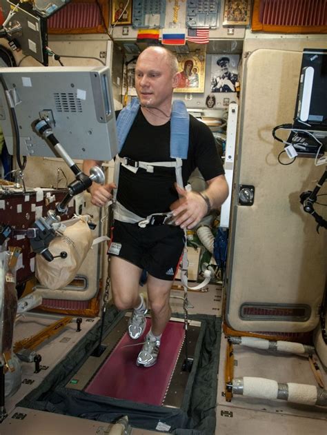 Mengintip Olahraganya Para Astronaut Di Luar Angkasa
