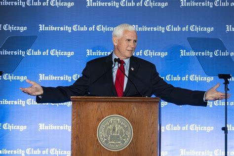 In Chicago Pence Declares Nation On The Wrong Track