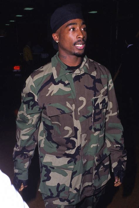 90s Hip Hop Fashion 21 Brands And Trends That Defined The Era Tupac