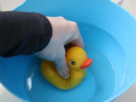 Not only will you find the best way to clean your tub. Learn How to Clean Bath Toys the Easy, Natural Way | how ...