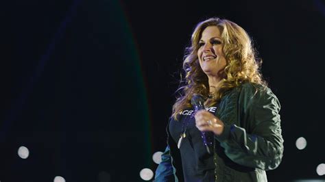 Trisha Yearwood Reflects On Mothers Legacy Of Cooking Kindness And