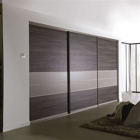 Choose the color of the sunmica gallery that will give sense usually, we can see the sunmica color design in the wardrobe in the bedroom but you also can use it in other ways. Wooden Almirah Designs In Bedroom Wall Double Color ...