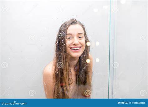Young Girls Shower Telegraph