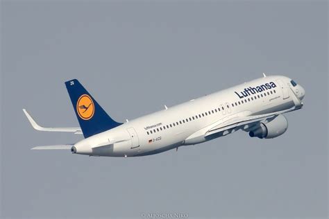 Airbus A320 Sharklets Lufthansa A320neo Lufthansa Flightradars24