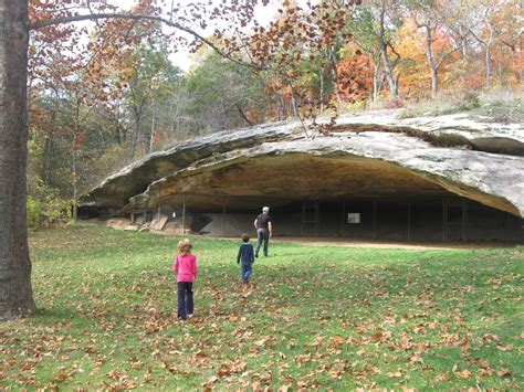Onondaga cave state park is a missouri state park located on the meramec river approximately 5 miles (8.0 km) southeast of the village of leasburg. graham cave state park