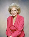 Here's Betty White's Daily Routine during Quarantine Ahead of Her 99th ...