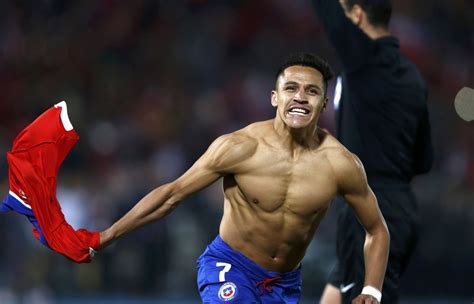 Arsenal forward alexis sanchez was named player of the tournament as copa america champions chile also swept the individual awards. Top 4 Goal Scorers of Copa America 2016 | TnP LIVE ...