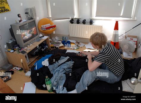 Untidy Bedroom Teenage Boy Hi Res Stock Photography And Images Alamy