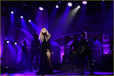 Miley Cyrus Saturday Night Live Performances Watch Now Photo