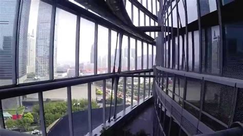 Starten sie jetzt mit der wohnungssuche und finden ihre so teuer ist wohnen. A Rare Look Inside Shanghai Tower - YouTube