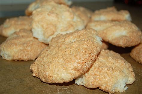 Weitere ideen zu makronen, einfache kokosmakronen, rezepte. Kokos - Makronen (Rezept mit Bild) von angelique1960 ...