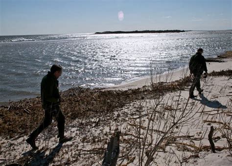 At Fire Island Officials Weigh Filling A Breach The New York Times