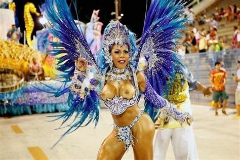 Fotos Amadoras Das Mais Gostosas Brasileiras Nuas No Carnaval Brasileiro De 2015 Videos Porno