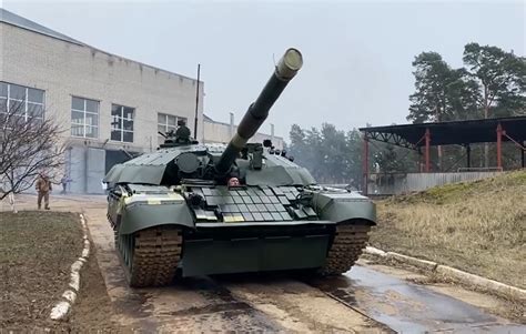 Ukrainian Army Receives Final Batch Of Upgraded T 72 Tanks