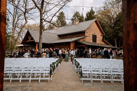 Catalpa Grove At Lakewood Park Wedding Photos Barnesville Pa Hand