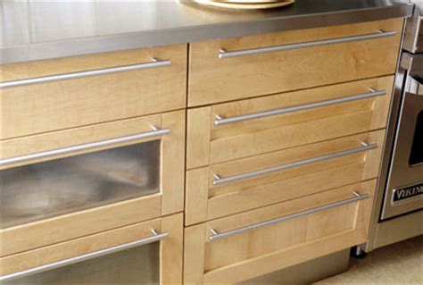 Most people will choose two or three different sizes to fulfill all their kitchen cabinet hardware needs. How do you size pulls for kitchen drawers?