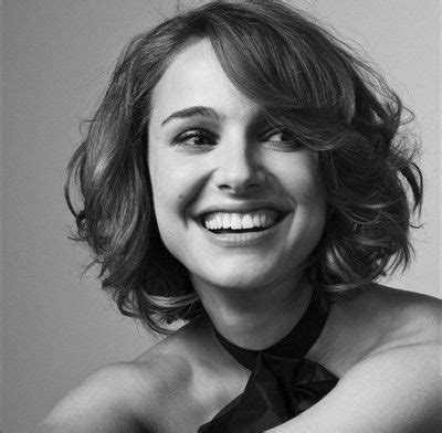 Short Curly Bob For Natalie Portman Hairstyles Haircuts For Curly Hair
