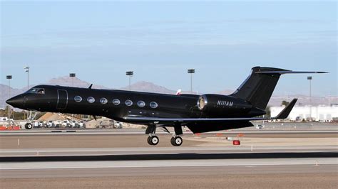 Black Gulfstream Jet Luxury Jets Private Jet Luxury Private Jets