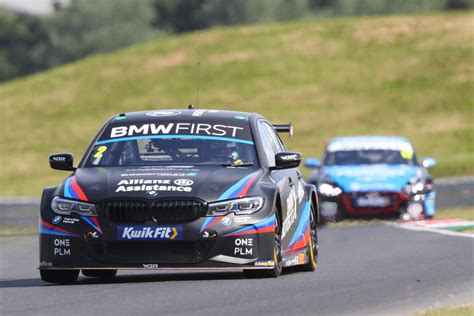 Btcc Snetterton Turkington Wins At Snetterton For 8th Time In