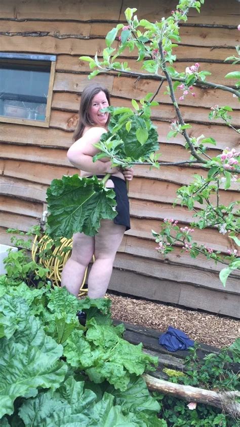 Hoes Abound On World Naked Gardening Day May 2 Huffpost Weird News