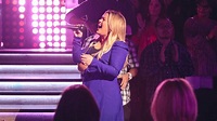 Watch The Kelly Clarkson Show Highlight: I'm Every Woman (Whitney ...