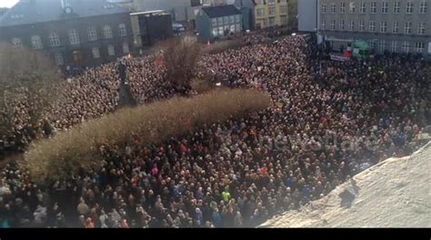 Impressive Aerials Of Thousands Of Protesters Calling For Iceland Pm Resignation Buy Sell Or