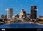 El perfil de la ciudad y el río Genesee, Rochester, Nueva York, Estados ...