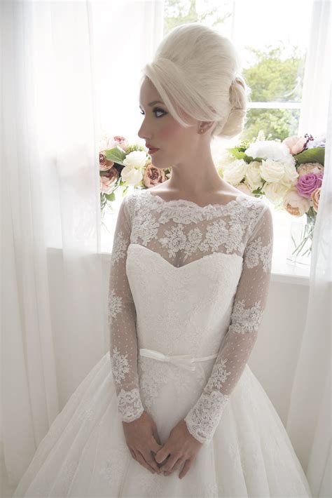Https://tommynaija.com/wedding/french Lace Wedding Dress