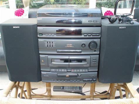 Select albums or tracks that you want to transfer. SONY MUSIC CENTRE RECORD TURNTABLE RADIO TUNER CD PLAYER ...